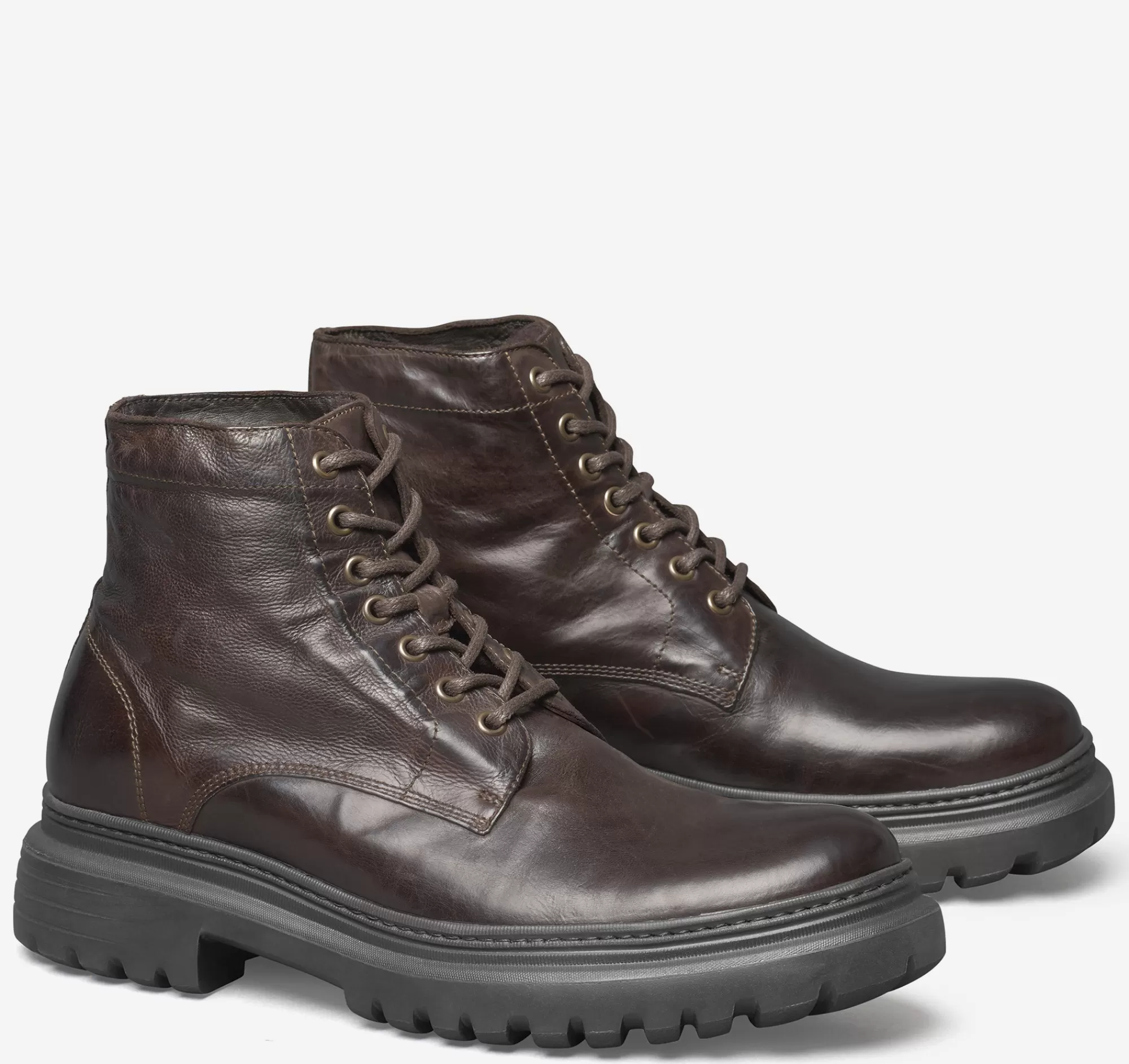 Shop Everson Plain Toe Shearling Boot J&M Collection | Boots